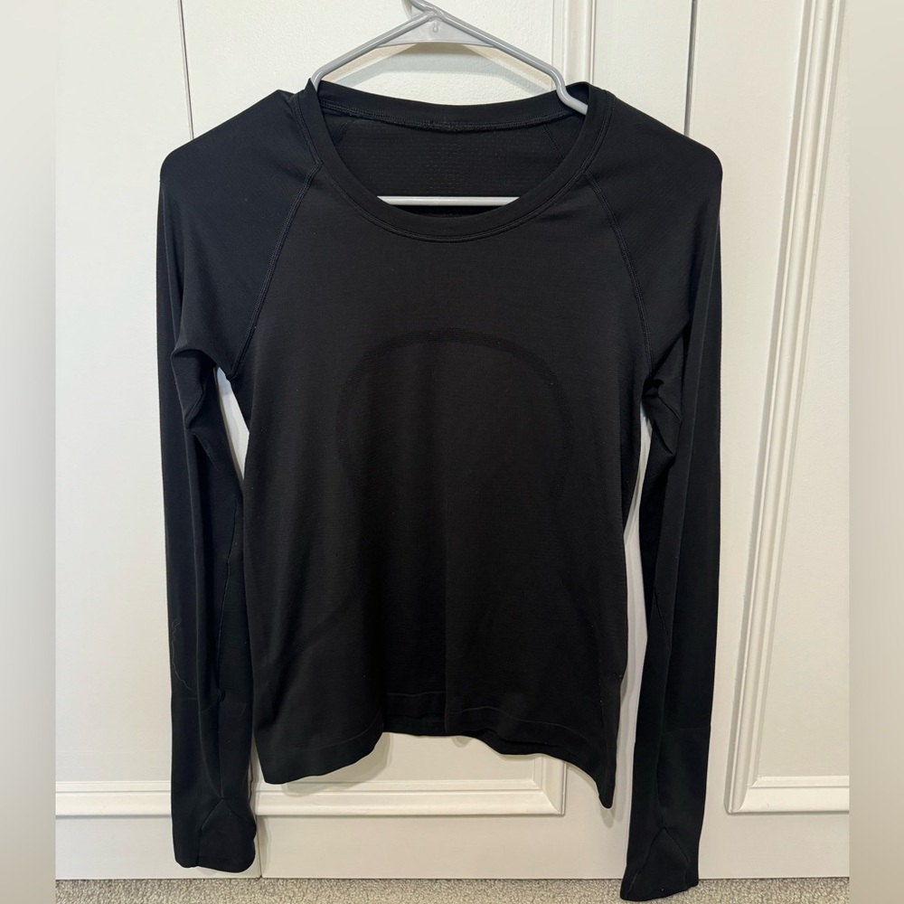 lululemon athletica Black Long Sleeve Top